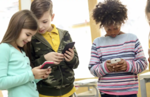 Inspired By Australia, Andhra Pradesh Planning A Ban On Social Media For Under 16 Kids