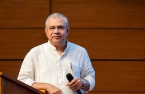 Ashwini Vaishnaw visits ASML HQ; Confirms Dutch giant’s tech for India’s Dholera chip plant